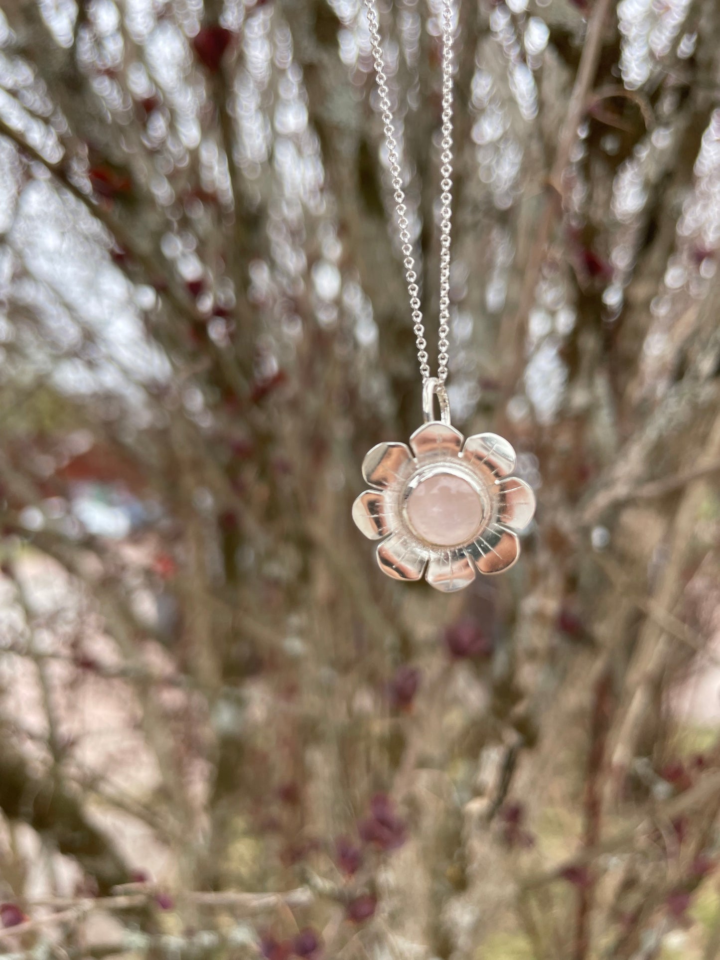 Halsband Blomma rosenkvarts